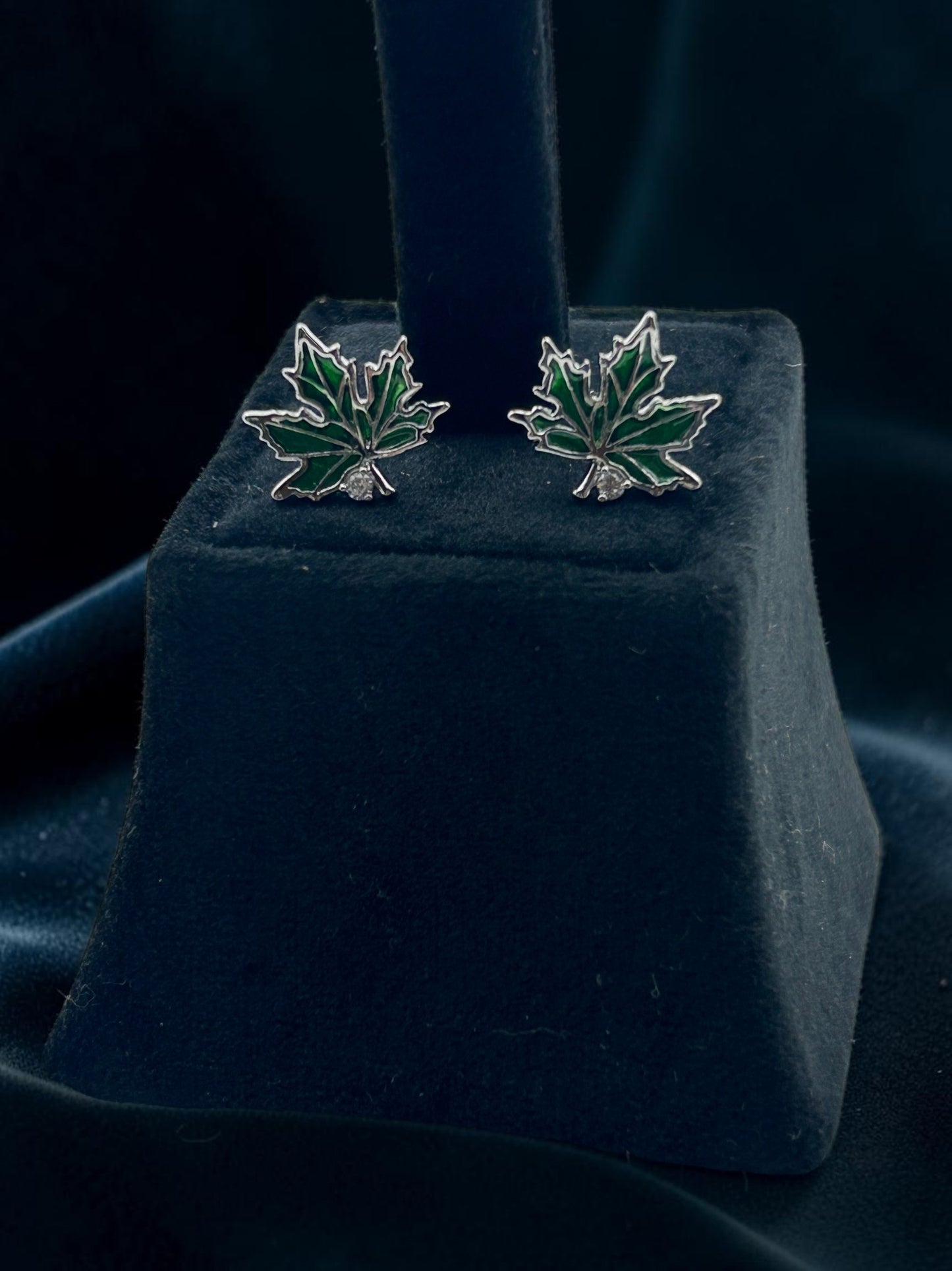 Chinar Glow Studs