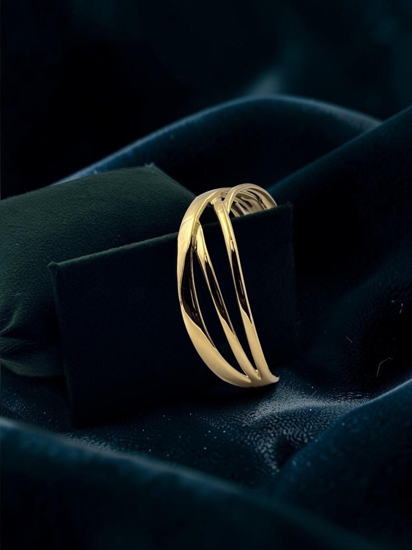 Aurora Flow Bracelet