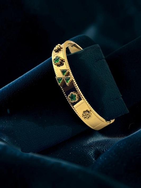 Emerald Royale Kada