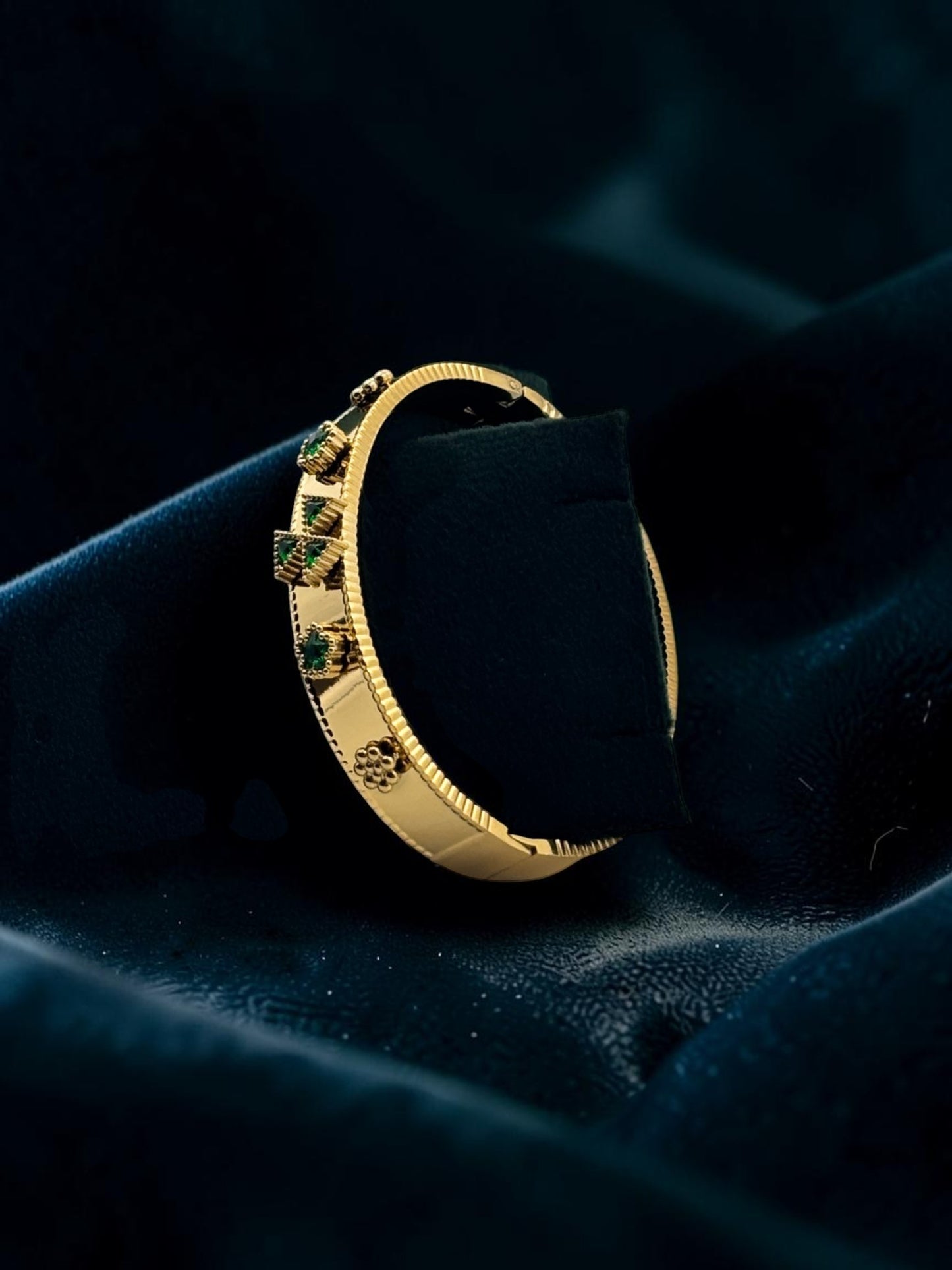 Emerald Royale Kada