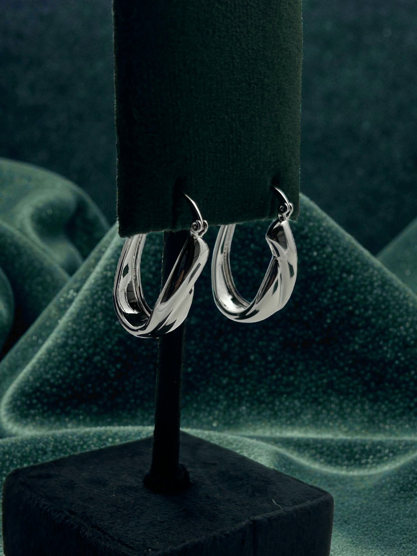 Luna Flow Silver Hoops