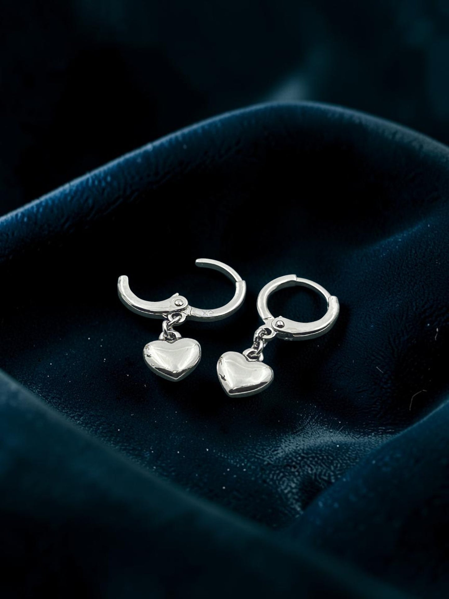 Hanging Heart Hoops