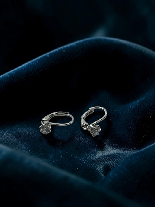 Éclat Solitaire Hoop Earrings