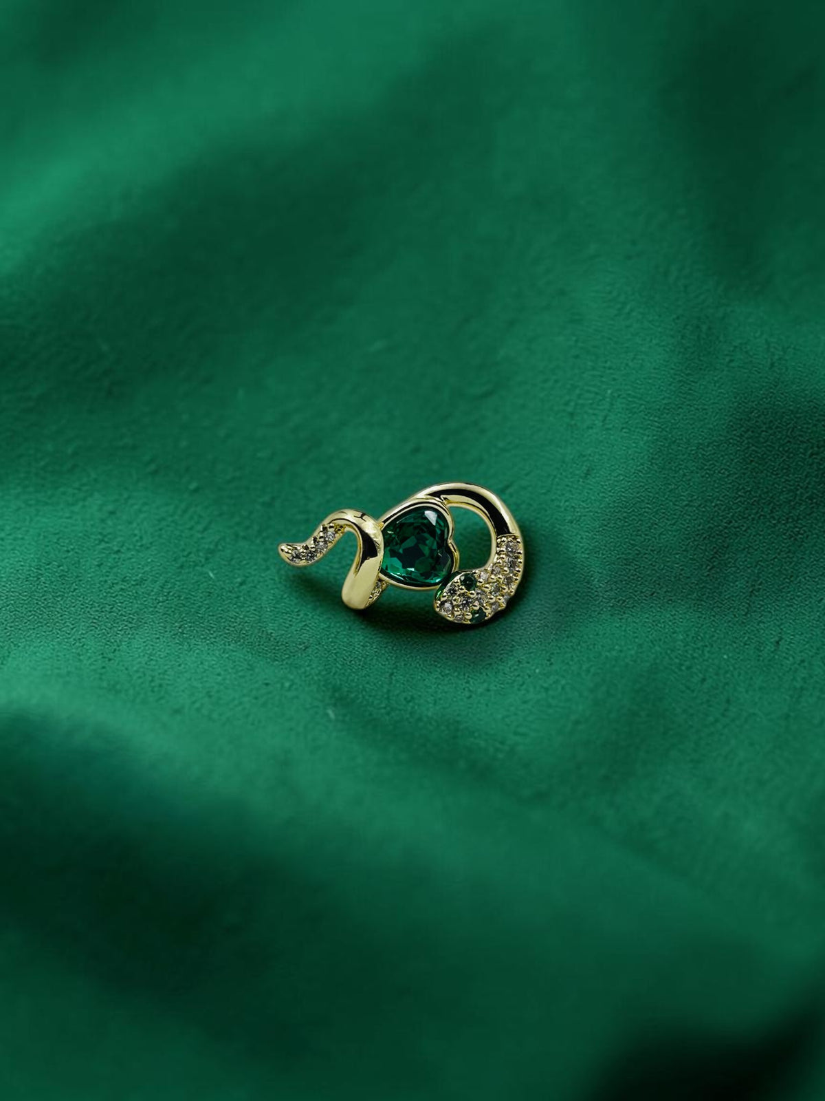 Emerald vasuki Earrings