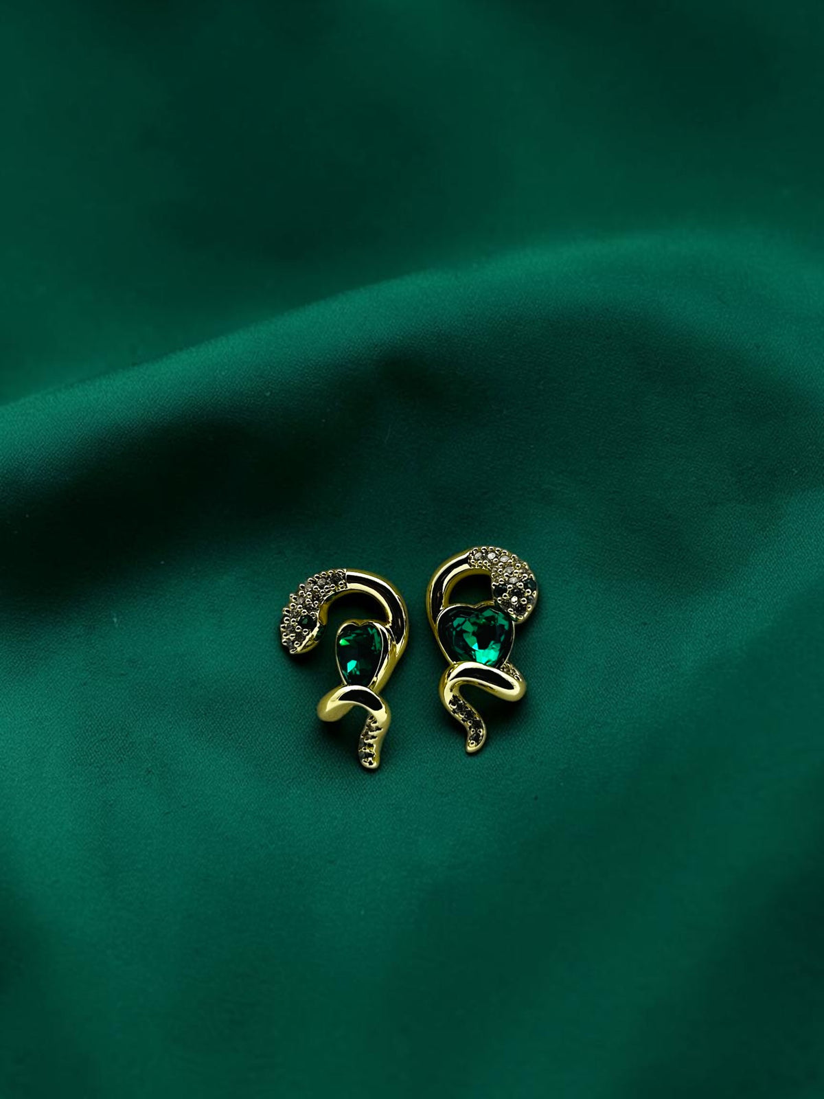 Emerald vasuki Earrings